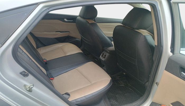 2017 Hyundai Verna 1.6 VTVT SX (O) AT, Petrol, Automatic, 1,57,458 km, interior