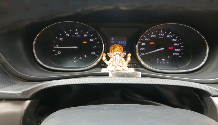 2018 Tata NEXON XZ PLUS DIESEL, Diesel, Manual, 1,19,588 km, interior