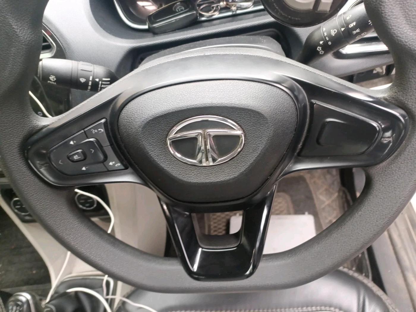 2023 Tata TIGOR XZ PLUS CNG, CNG, Manual, 57,290 km, interior