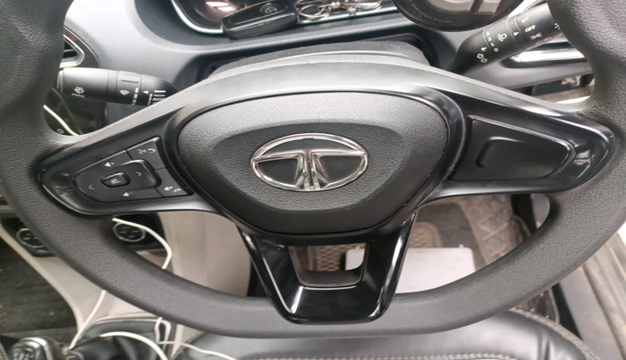 2023 Tata TIGOR XZ PLUS CNG, Petrol, Manual, 57,290 km, interior