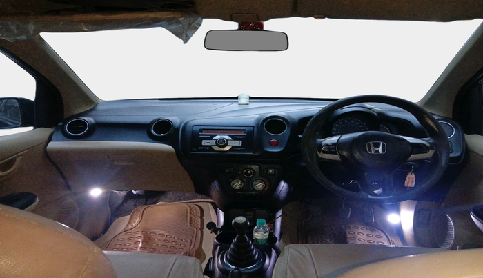 2015 Honda Amaze 1.2L I-VTEC S, CNG, Manual, 1,06,680 km, interior
