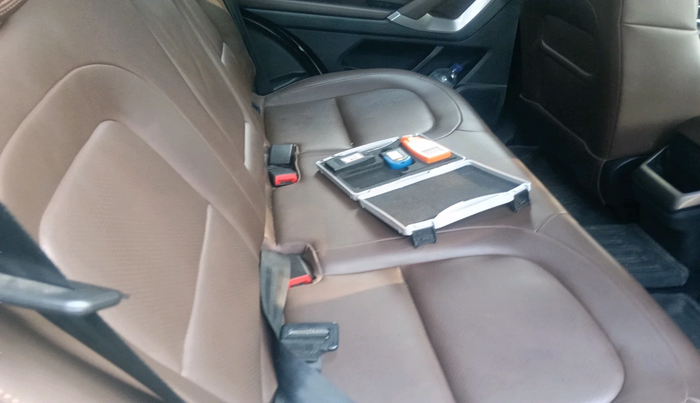 2019 Tata Harrier XZ 2.0L, Diesel, Manual, 97,886 km, interior