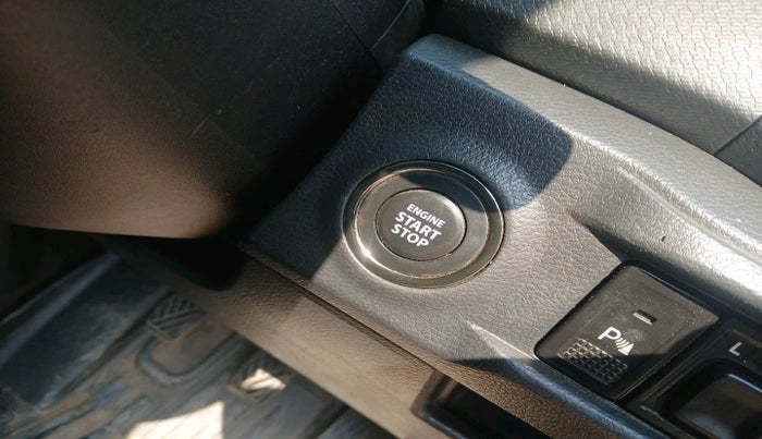 2017 Maruti Vitara Brezza ZDI PLUS, Diesel, Manual, 73,528 km, interior