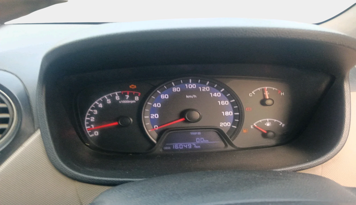 2014 Hyundai Xcent S 1.2, Petrol, Manual, 1,60,497 km, interior