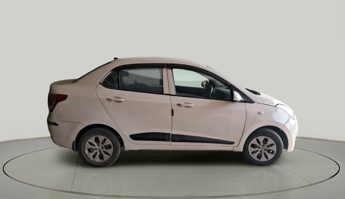 2016 Hyundai Xcent BASE 1.2, Petrol, Manual, 1,03,009 km, exterior