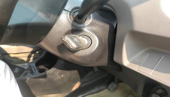 2011 Toyota Etios G, Petrol, Manual, 2,11,404 km, interior