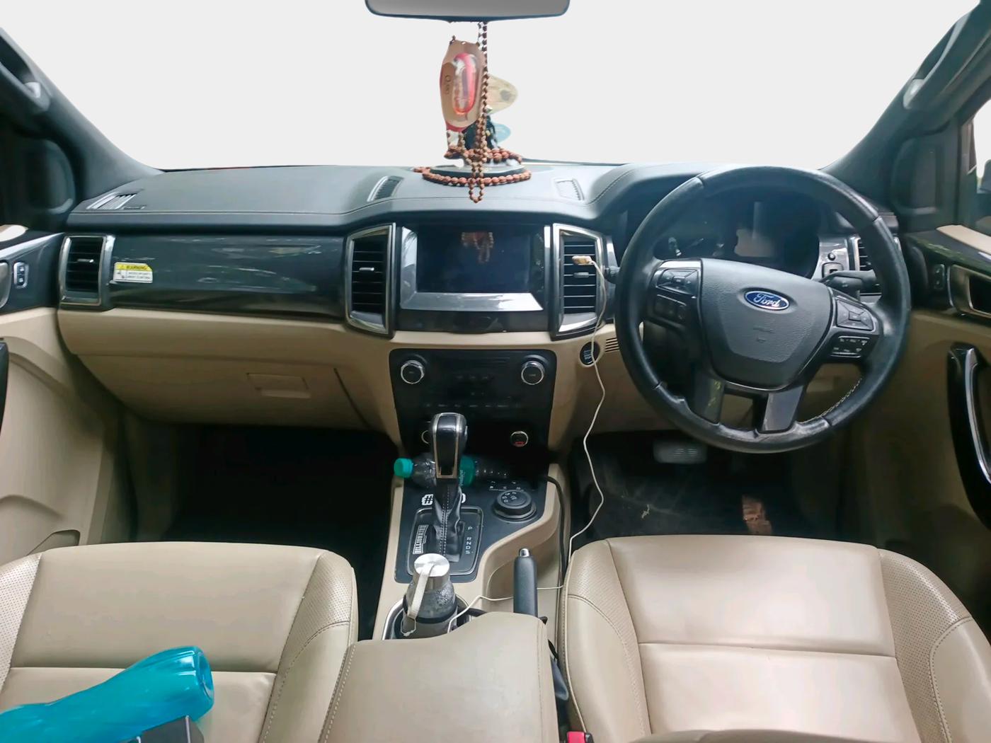2021 Ford Endeavour TITANIUM PLUS 2.0 4X4 AT SUNROOF, Diesel, Automatic, 66,800 km, interior
