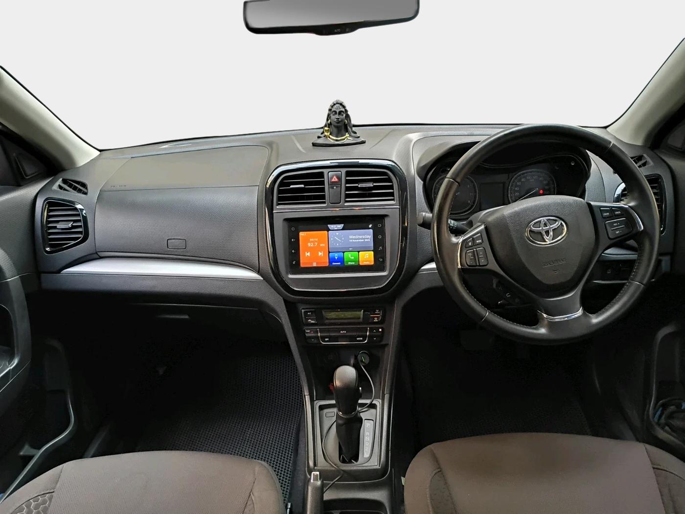 2022 Toyota URBAN CRUISER PREMIUM GRADE AT, Petrol, Automatic, 26,802 km, interior