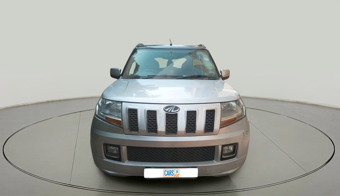 2018 Mahindra TUV300 T8 DUAL TONE, Diesel, Manual, 90,946 km, exterior
