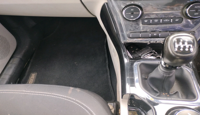 2022 Tata NEXON XZ PLUS (HS) PETROL, Petrol, Manual, 24,551 km, interior