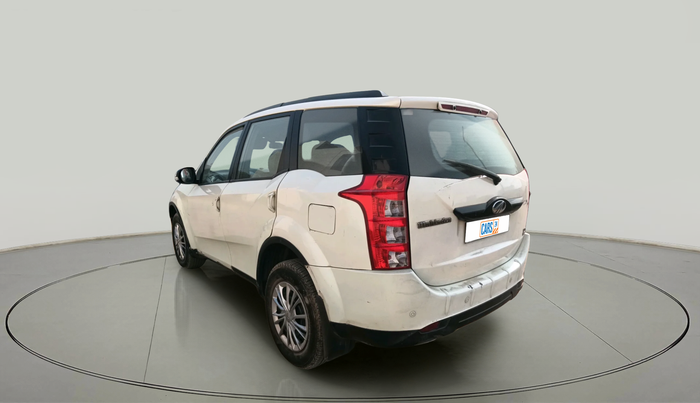 2017 Mahindra XUV500 W6 AT 1.99, Diesel, Automatic, 1,22,000 km, exterior
