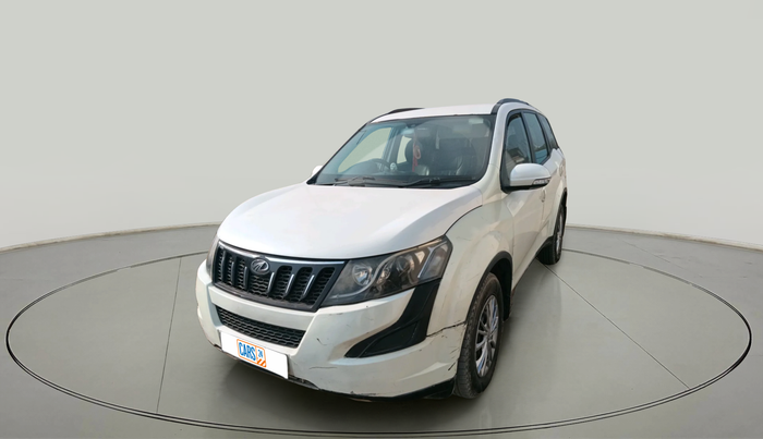 2017 Mahindra XUV500 W6 AT 1.99, Diesel, Automatic, 1,22,000 km, exterior