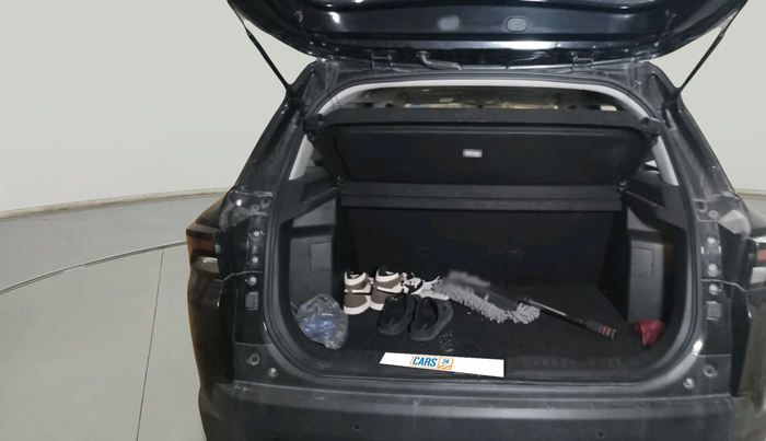 2024 Maruti BREZZA ZXI + AT SMART HYBRID, Petrol, Automatic, 14,199 km, exterior