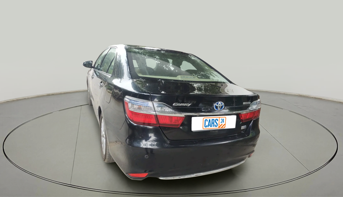 2017 Toyota Camry 2.5L AT, Petrol, Automatic, 1,88,736 km, exterior