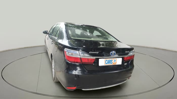 2017 Toyota Camry 2.5L AT, Petrol, Automatic, 1,88,736 km, exterior