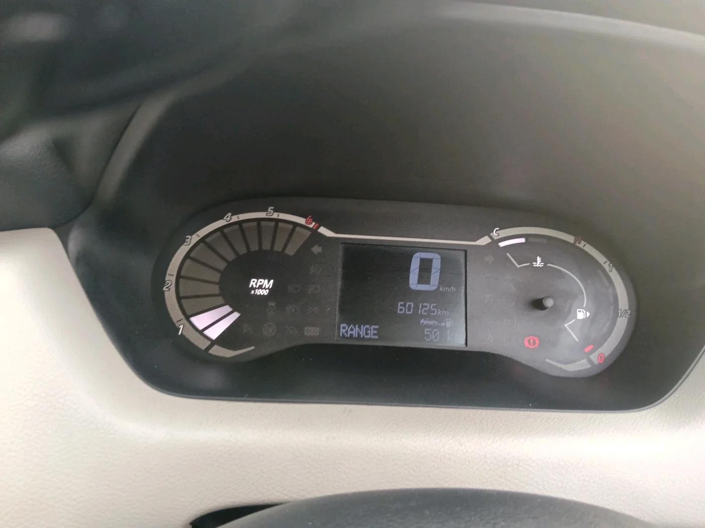 2022 Nissan MAGNITE XL, Petrol, Manual, 60,125 km, interior