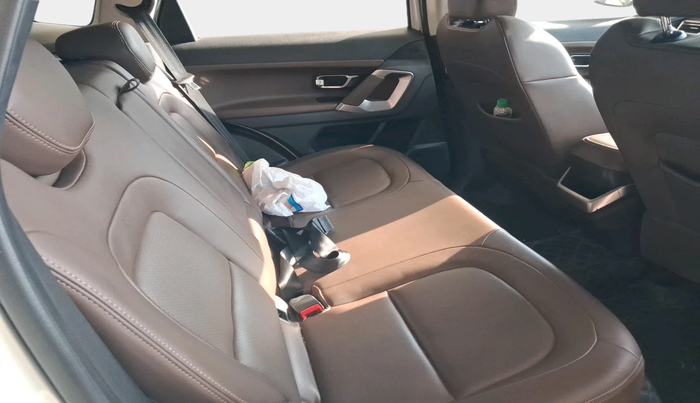 2019 Tata Harrier XZ 2.0L, Diesel, Manual, 1,48,303 km, interior