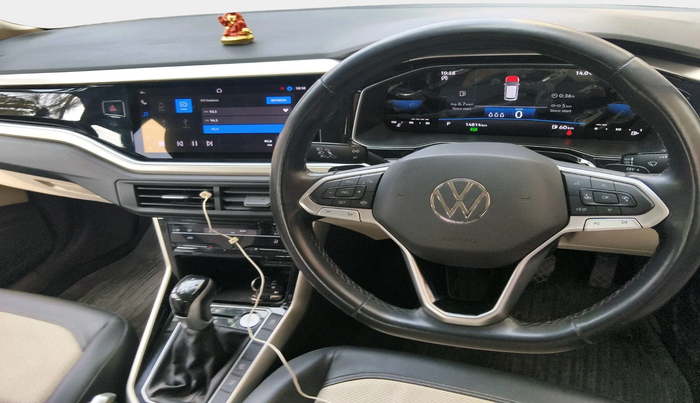 2023 Volkswagen VIRTUS TOPLINE TSI 1.0 AT, Petrol, Automatic, 14,814 km, interior