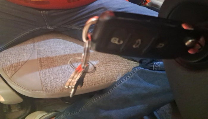 2012 Volkswagen Polo HIGHLINE1.2L, Petrol, Manual, 68,654 km, interior