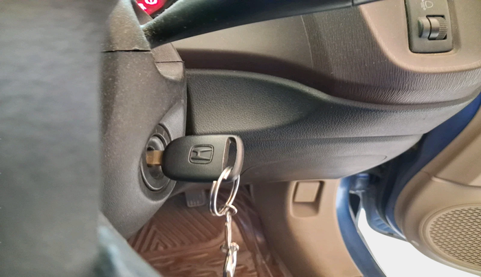 2013 Honda Amaze 1.2L I-VTEC S, Petrol, Manual, 1,32,820 km, interior