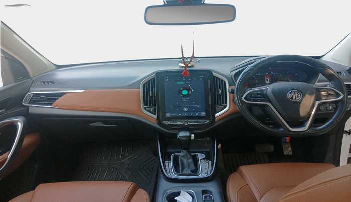 2021 MG HECTOR PLUS SHARP 1.5 PETROL TURBO CVT 6-STR, Petrol, Automatic, 39,437 km, interior