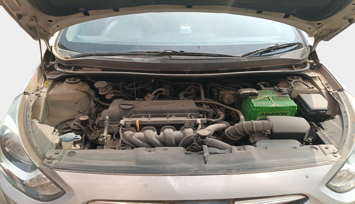 2012 Hyundai Verna FLUIDIC 1.6 VTVT SX, Petrol, Manual, 24,551 km, exterior