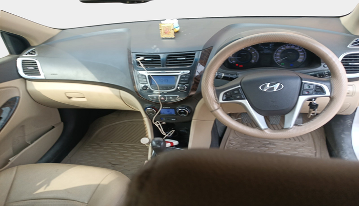 2012 Hyundai Verna FLUIDIC 1.6 VTVT SX, Petrol, Manual, 24,551 km, interior