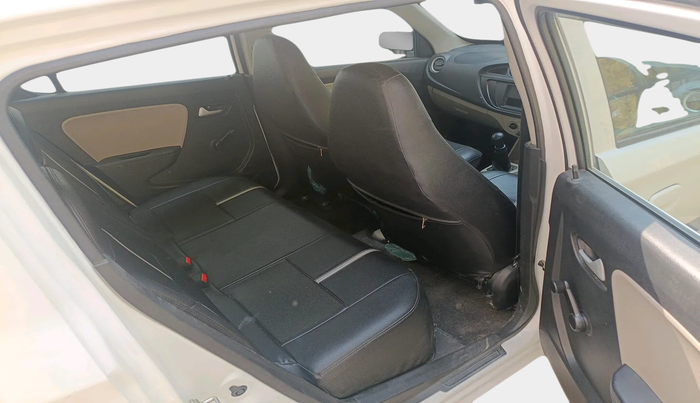 2022 Maruti Alto LXI OPT CNG, Petrol, Manual, 20,297 km, interior
