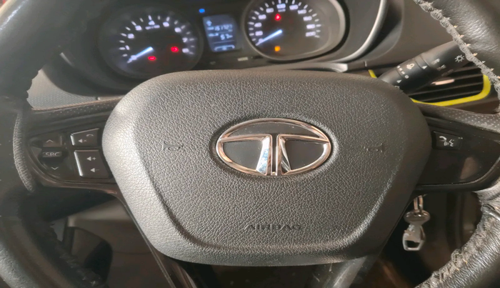 2018 Tata NEXON KRAZ MT DIESEL, Diesel, Manual, 1,51,727 km, interior