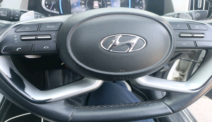 2020 Hyundai Creta SX (O) AT 1.5 DIESEL, Diesel, Automatic, 1,50,002 km, interior