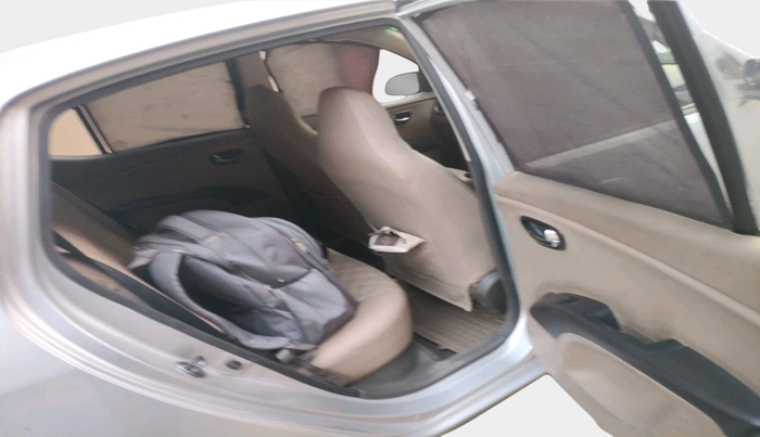 2011 Hyundai i10 MAGNA 1.2, Petrol, Manual, 93,605 km, interior