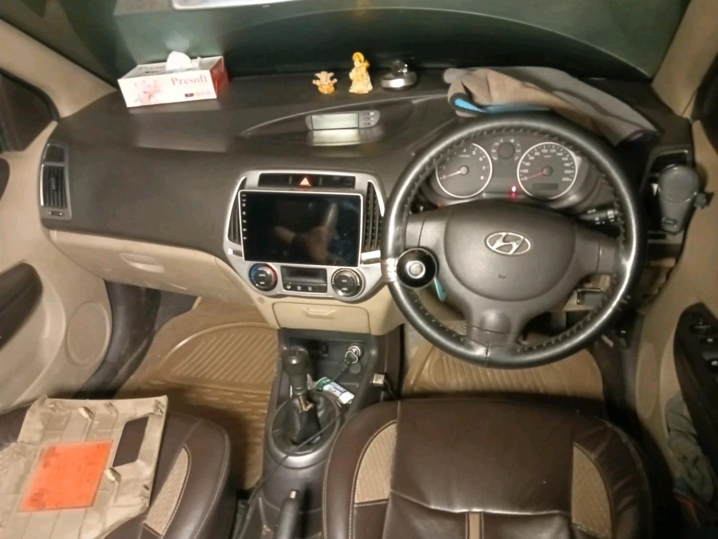 2012 Hyundai i20 MAGNA (O) 1.2, Petrol, Manual, 1,04,279 km, interior
