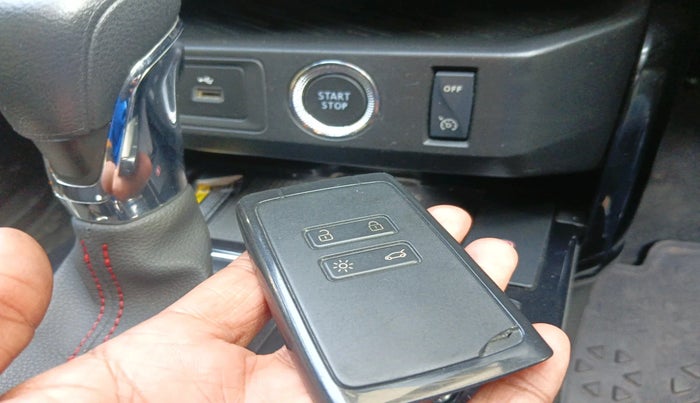 2023 Renault Kiger RXZ TURBO CVT, Petrol, Automatic, 17,627 km, interior