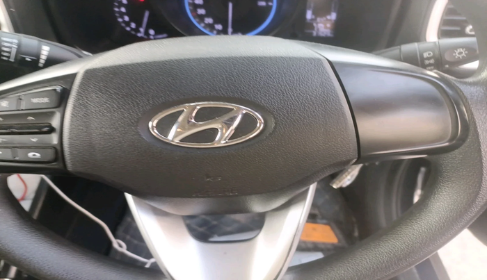 2021 Hyundai VENUE S 1.2, Petrol, Manual, 31,526 km, interior