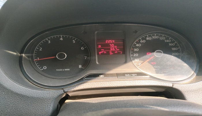 2011 Volkswagen Polo HIGHLINE 1.6L, Petrol, Manual, 96,523 km, interior