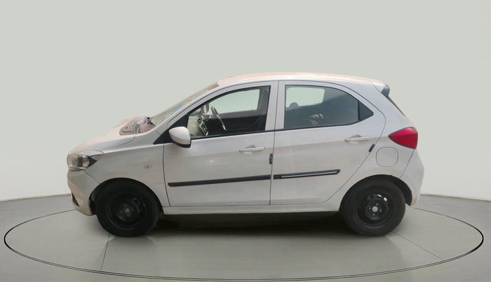 2017 Tata Tiago XT DIESEL, Diesel, Manual, 1,62,489 km, exterior