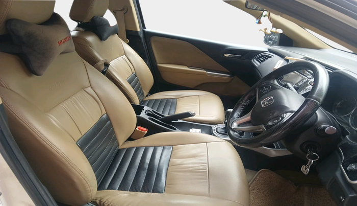 2016 Honda City 1.5L I-VTEC V MT, Petrol, Manual, 1,32,913 km, interior