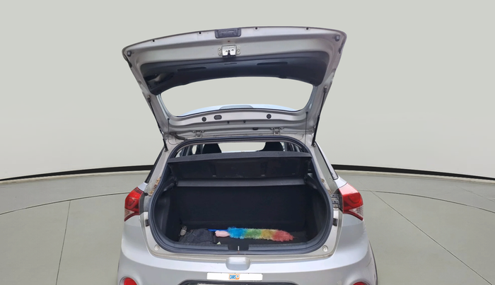 2016 Hyundai i20 Active 1.2 BASE, Petrol, Manual, 1,08,482 km, exterior