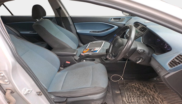 2016 Hyundai i20 Active 1.2 BASE, Petrol, Manual, 1,08,482 km, interior