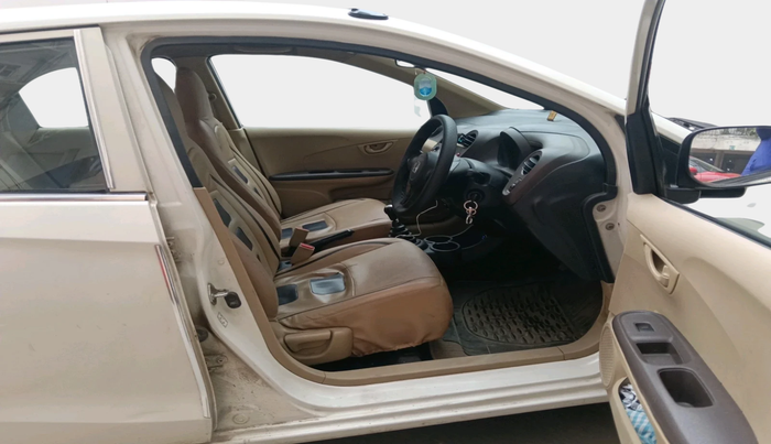 2013 Honda Brio E MT, Petrol, Manual, 94,001 km, interior