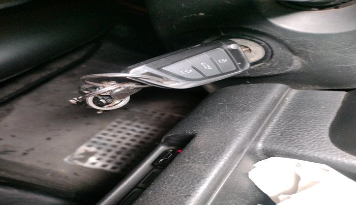 2015 Maruti Swift LXI (O), Petrol, Manual, 1,67,038 km, interior