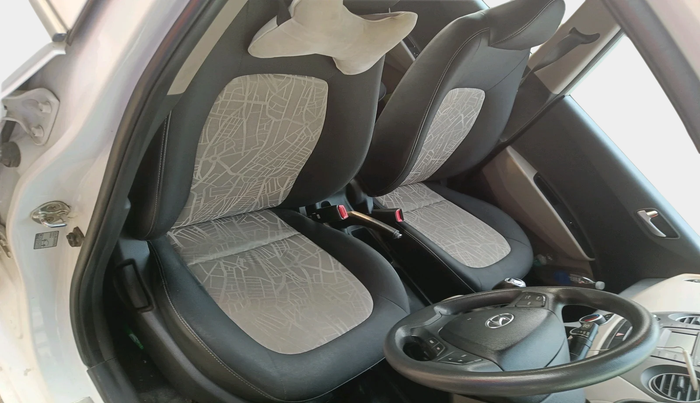 2015 Hyundai Grand i10 SPORTZ 1.2 KAPPA VTVT, Petrol, Manual, 55,104 km, interior