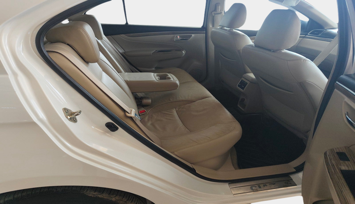 2019 Maruti Ciaz ALPHA  AT 1.5 SHVS PETROL, Petrol, Automatic, 69,730 km, interior