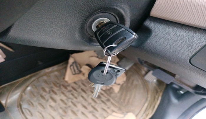 2015 Hyundai Grand i10 SPORTZ 1.2 KAPPA VTVT, Petrol, Manual, 37,073 km, interior