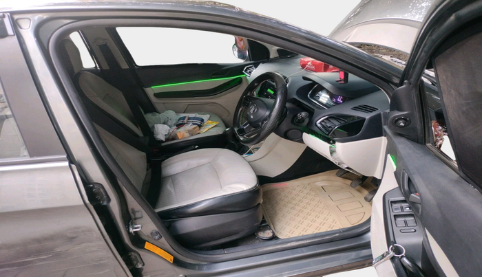 2023 Tata TIGOR XZ CNG, Petrol, Manual, 51,374 km, interior