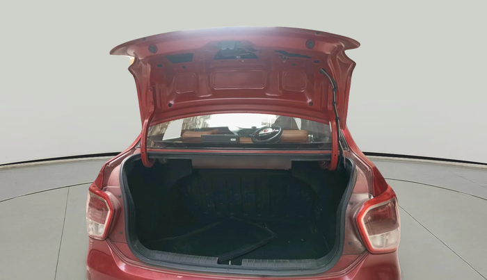 2015 Hyundai Xcent SX 1.2, Petrol, Manual, 1,12,936 km, exterior