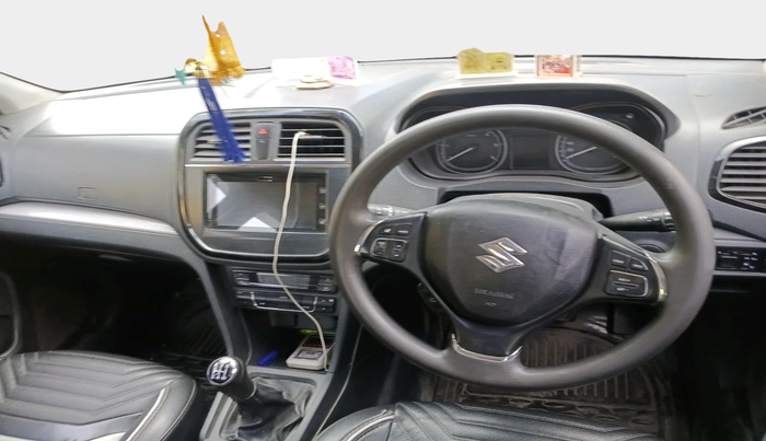 2016 Maruti Vitara Brezza ZDI PLUS, Diesel, Manual, 1,01,430 km, interior