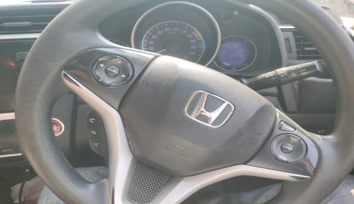 2018 Honda WR-V 1.5L I-DTEC VX MT, Diesel, Manual, 1,40,934 km, interior