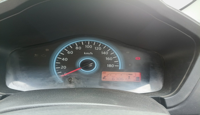 2018 Datsun Redi Go T (O), Petrol, Manual, 67,061 km, interior