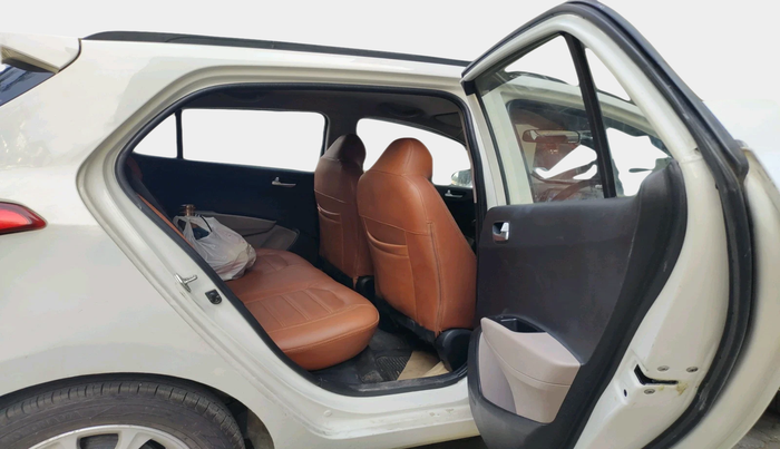 2015 Hyundai Grand i10 ASTA AT 1.2 KAPPA VTVT, Petrol, Automatic, 51,941 km, interior